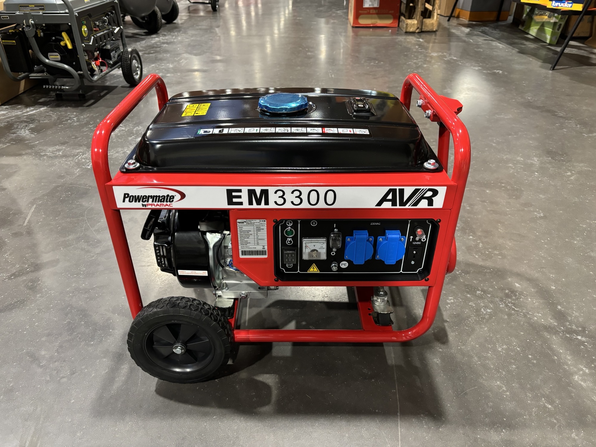 PRAMAC EM 3300 AVR